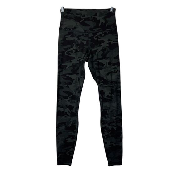 Lululemon "WUNDER UNDER CROP" Black DENIM Camo Mid Rise size 6 - Picture 6 of 15